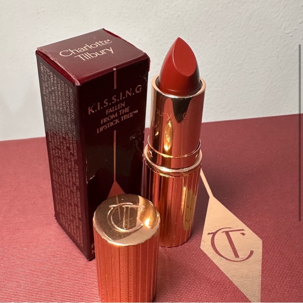 CHARLOTTE TILBURY